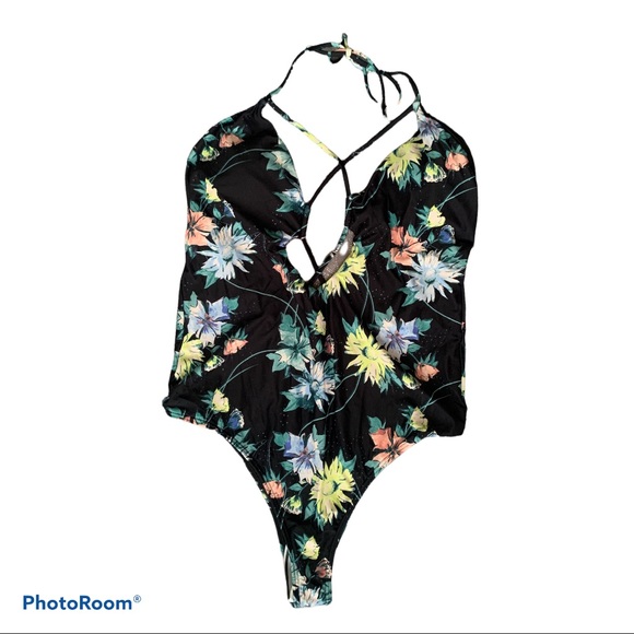 O'Neill Other - O’Neills | Flower Bathing Suit Size Large NEW